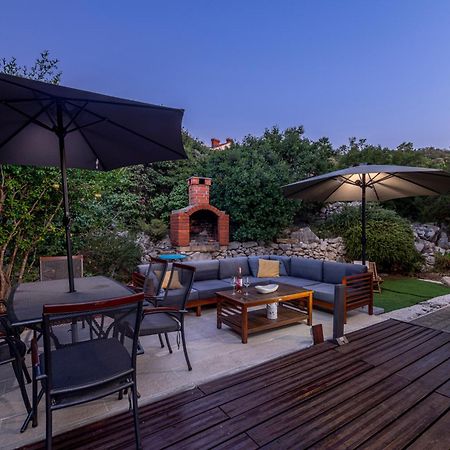 Apartment With Terrace And Mini Pool Green Gold ドゥブロブニク エクステリア 写真