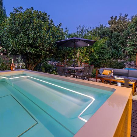 Apartment With Terrace And Mini Pool Green Gold ドゥブロブニク エクステリア 写真