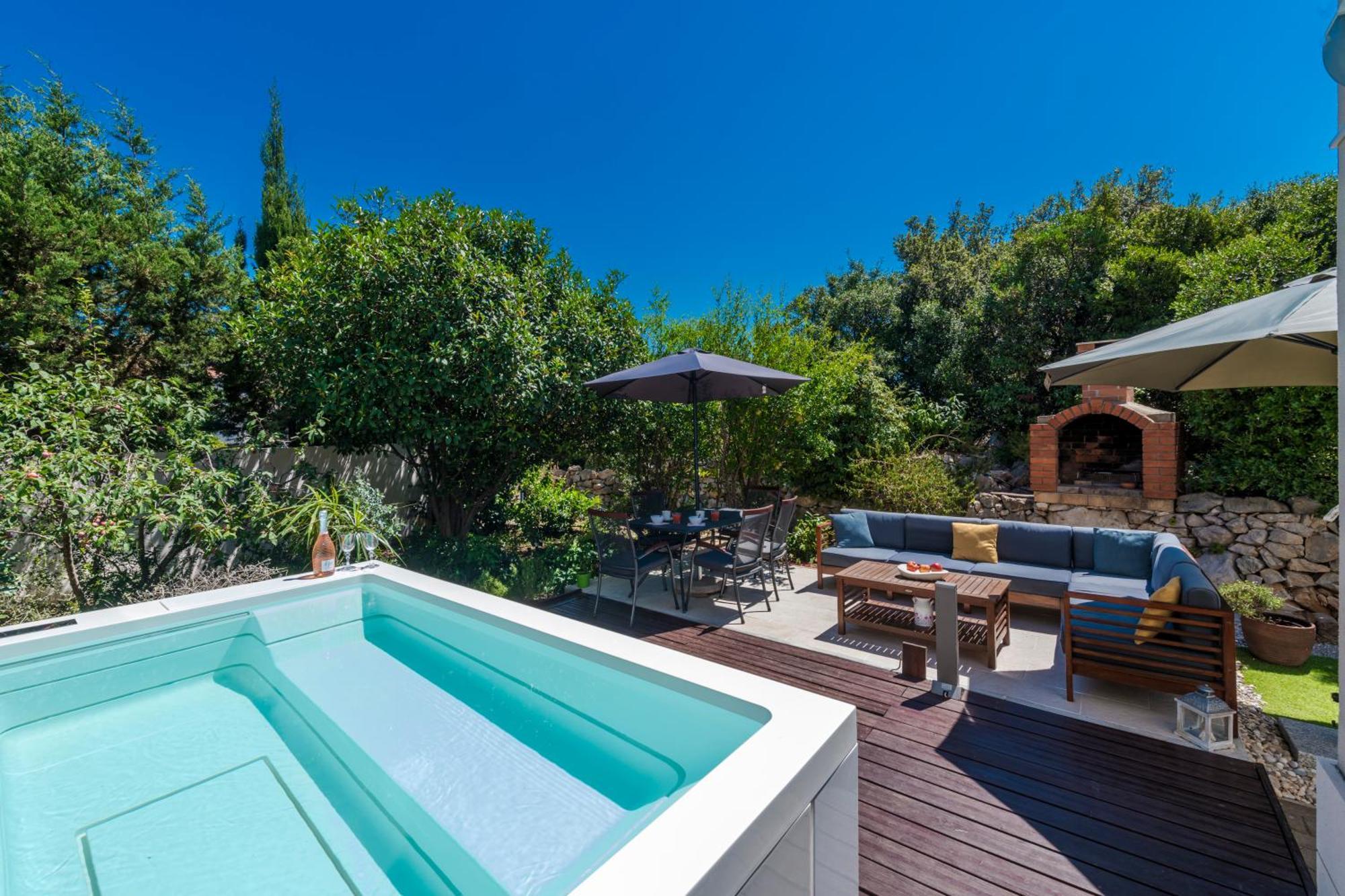 Apartment With Terrace And Mini Pool Green Gold ドゥブロブニク エクステリア 写真