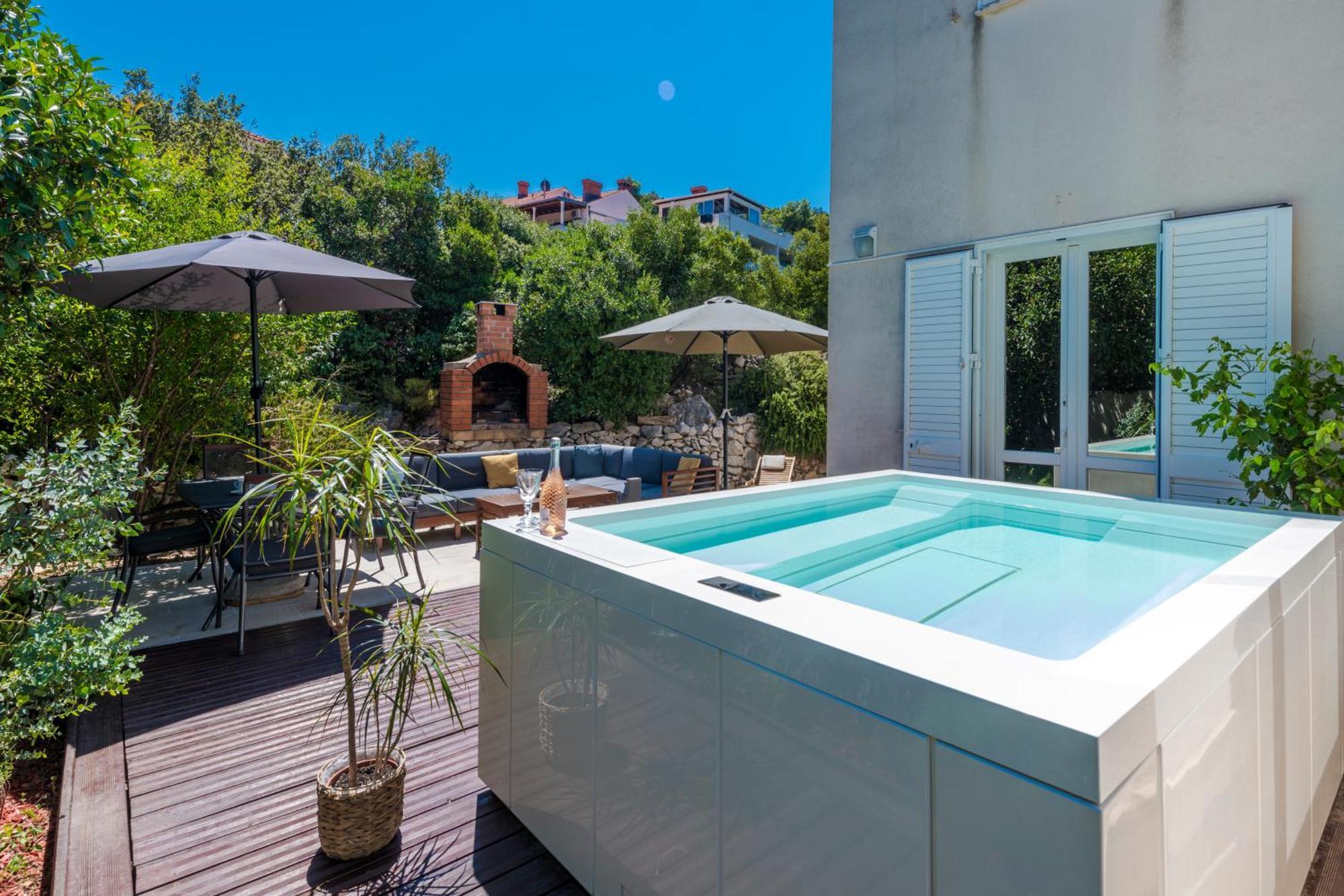 Apartment With Terrace And Mini Pool Green Gold ドゥブロブニク エクステリア 写真